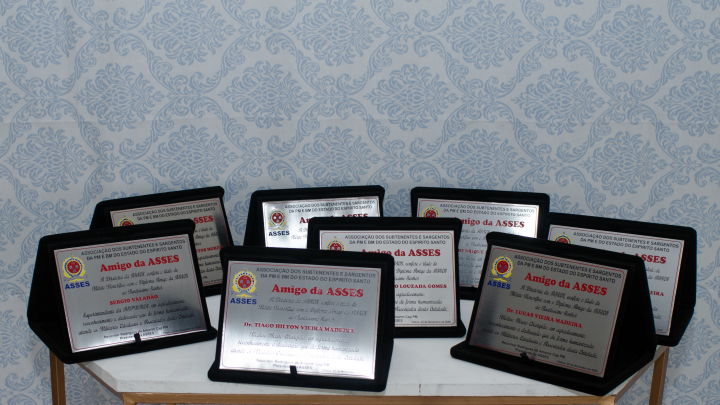 CERIMONIA DE HOMENAGEM AOS  EX- PRESIDENTES E OS AMIGOS DA ASSES