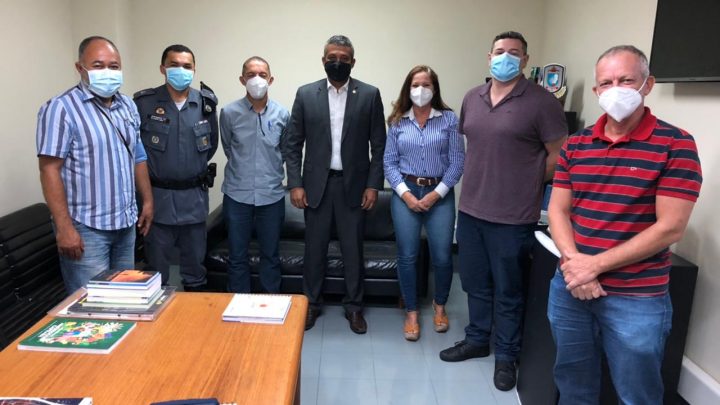 Deputado recebe ASSES.