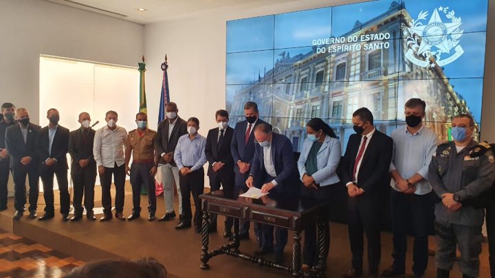 GOVERNO ANUNCIA AÇÕES DE REESTRURURAÇAO NA AREA DE SEGURANÇA PUBLICA, COMO RETORNO DO BME E CONCURSO PARA HPM E BANDA