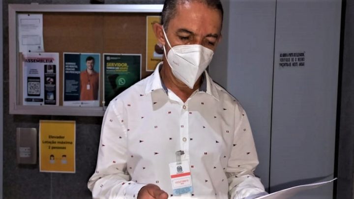 O Capitão Amorim agradece o empenho dos deputados federais sobre a queda da quarentena eleitoral para policiais