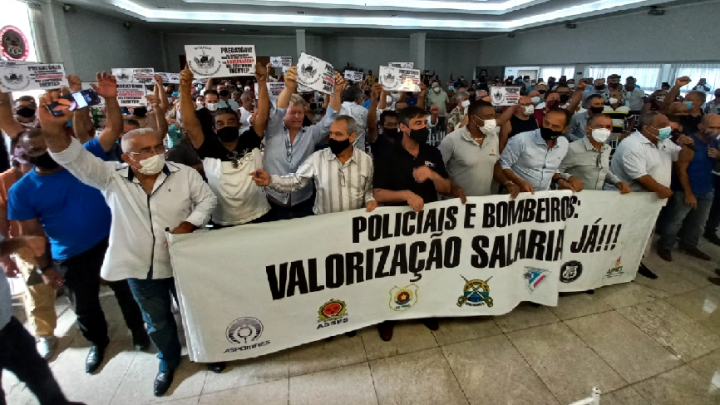 ASSES enfatiza a importância da valorização salarial para policiais militares capixabas durante Assembleia Geral