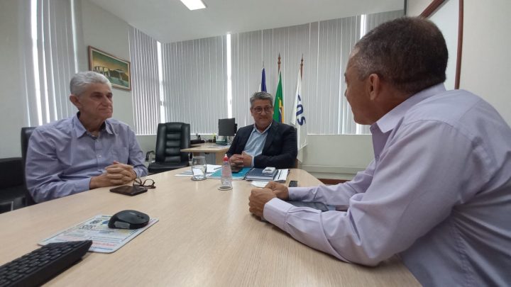 HPM: Encontro com Secretario de Saúde do ES fortalece medidas para melhorias administrativas para mais médicos