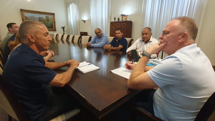 Governo: ASSES recebe sinalização de Casagrande sobre RVA para os militares do ES