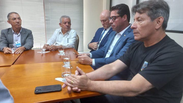 Benefícios: Presidente da ASSES busca articulação na Assembleia Legislativa junto com outras associações 